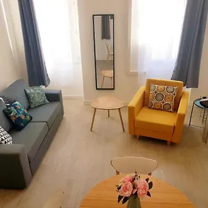 Joli 2 Pièces Climatisé Tout équipé Pour Agréable Appartement