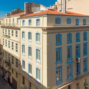 Carre Vieux Port Отель