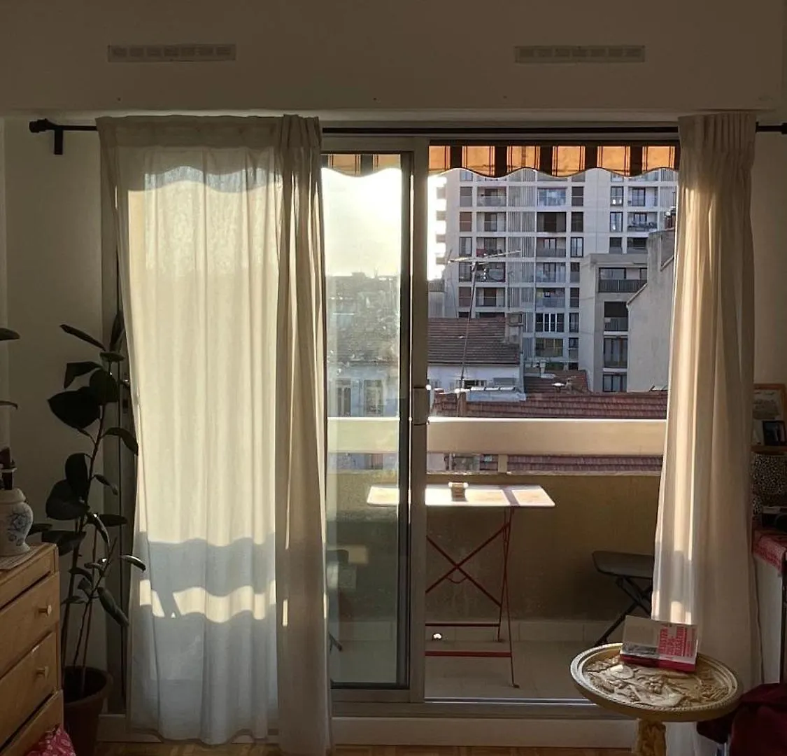 Appartement Ensoleille Et Central A Marseille France